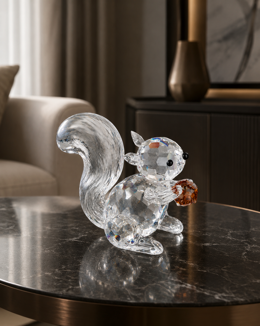 Squirrel whit Nut - imagen modelo 1