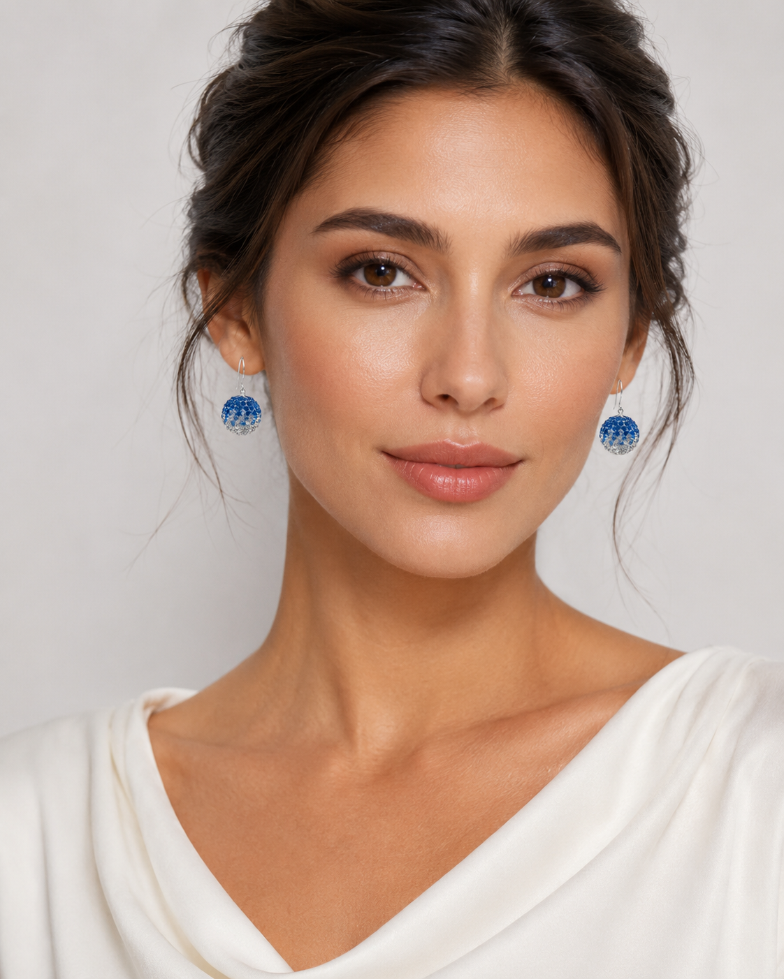 B. Ball Earr - Ag925 Saphire - imagen modelo 1