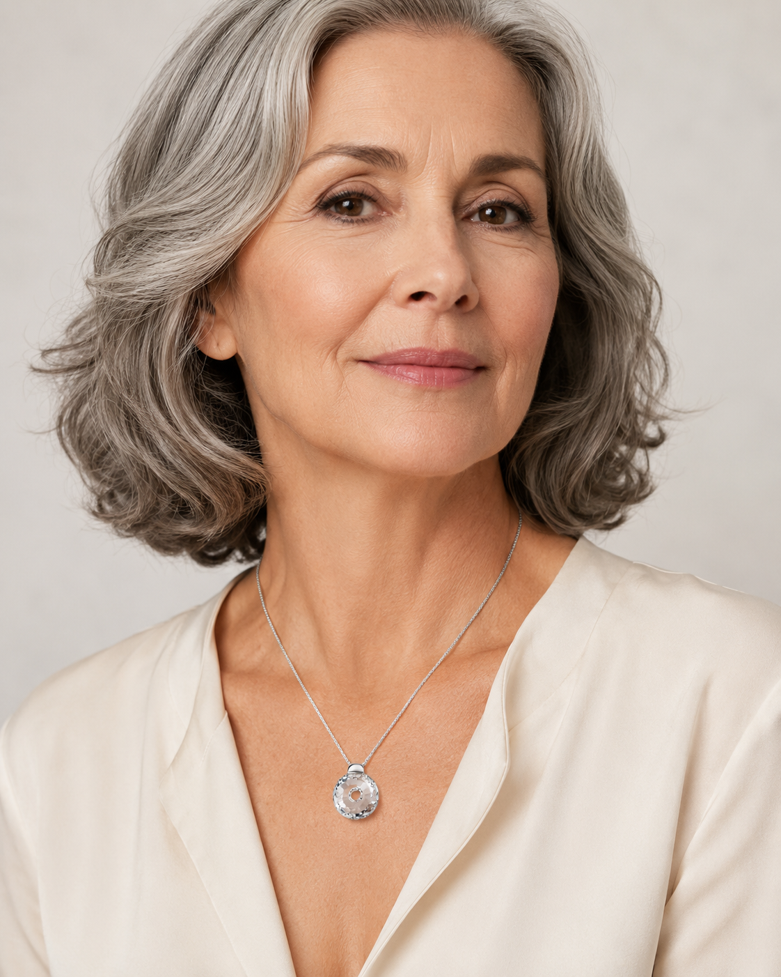 Betty Pend - Crystal - imagen modelo 3