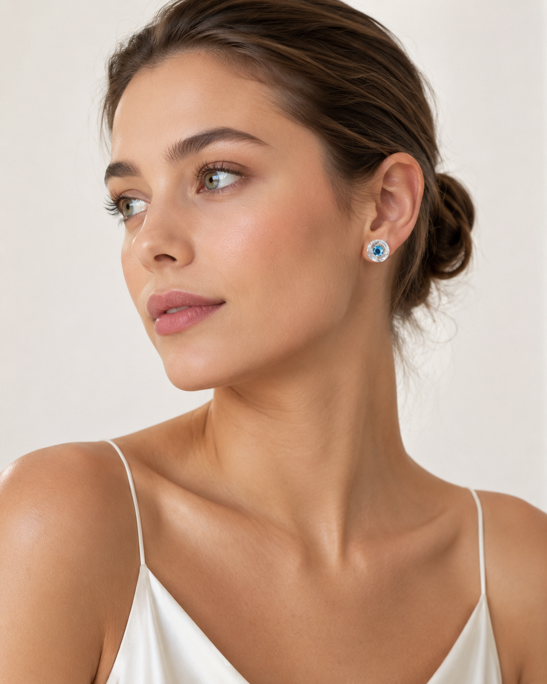 Betty Earr - Aqua - imagen modelo 1